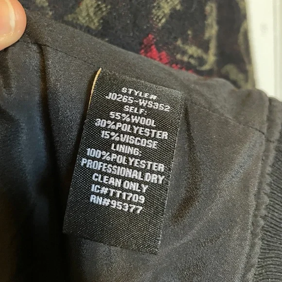 Crafted & Tailored Rose Print Cropped Bomber Jacket - Picture 6 of 8